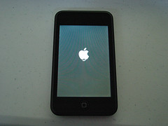  2008    ~40  Apple iPod    NAND 