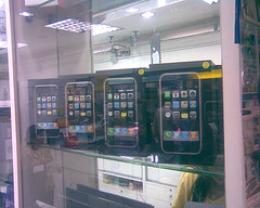  Apple iPhone     12  16  2007  