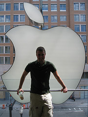 Apple Store   ,   24  2008 