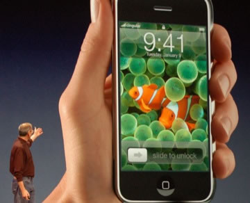 iPhone - смартфон под управлением Mac OS X