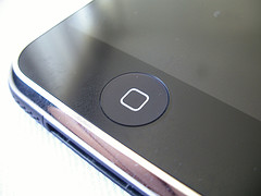     2008   Apple iPhone 3G